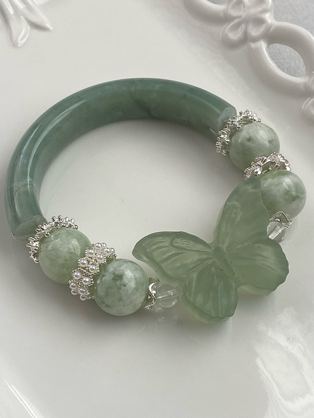 B170-Handmade Jade Carved Butterfly Stretchable Half Bangle Bracelet